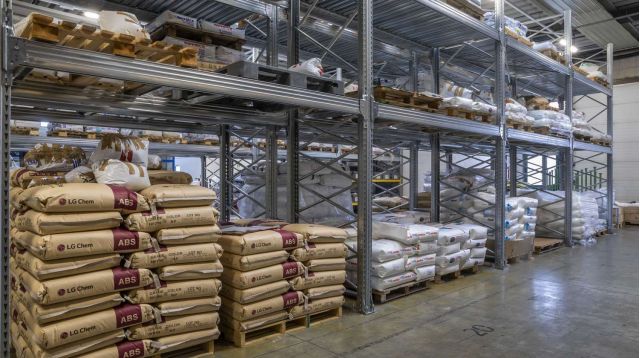 Safas Plastic Solutions - Servizi - Stampaggio tecnopolimeri